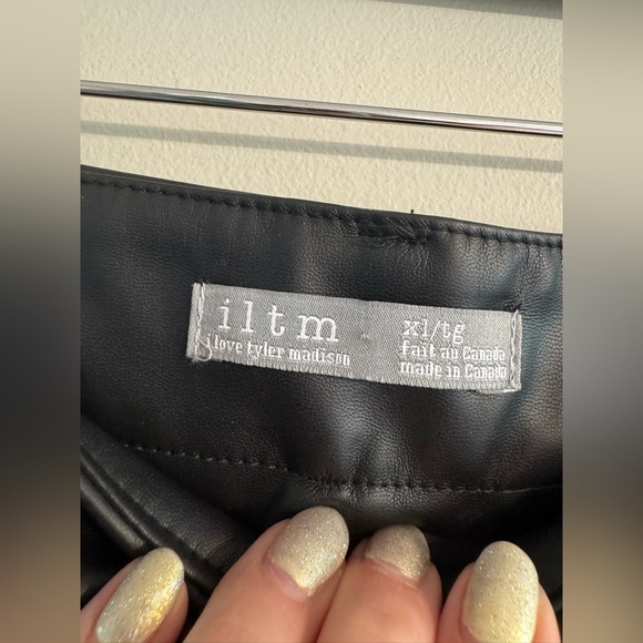 I love Tyler Madison pleather crop pant - Picture 3 of 6